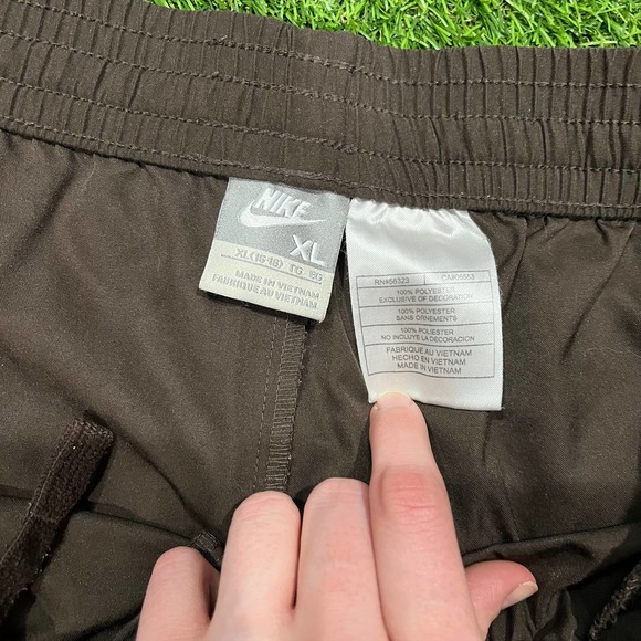 Vintage Nike Womens Brown and Light Blue Trackpants - Picture 5 of 5
